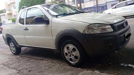 FIAT STRADA 1.4 MPI HARD WORKING CE 8V FLEX 2P MANUAL FIAT STRADA 1.4 MPI HARD WORKING CE 8V FLEX 2P MANUAL